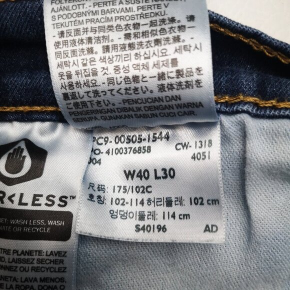 Levi's 505 Men's Size 40/30 Medium Wash Straight Leg Blue Jeans - Picture 7 of 16